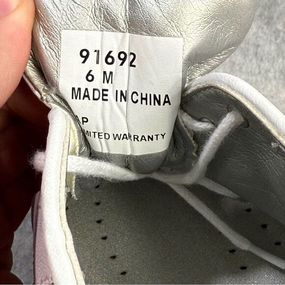 Footjoy Golf Shoe Women Size 6 White Floral Tailored Collection Soft Spike Cleat - Picture 9 of 9